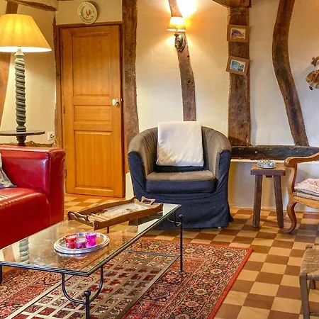 Holiday home Awesome In Sainte-opportune La Ma Sainte-Opportune-la-Mare