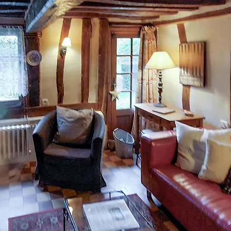 Дом отдыха Awesome In Sainte-opportune La Ma Sainte-Opportune-la-Mare