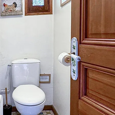 Holiday home Awesome In Sainte-opportune La Ma Sainte-Opportune-la-Mare