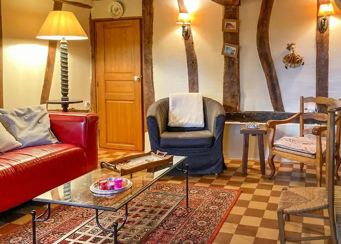 Holiday home Awesome In Sainte-opportune La Ma Sainte-Opportune-la-Mare